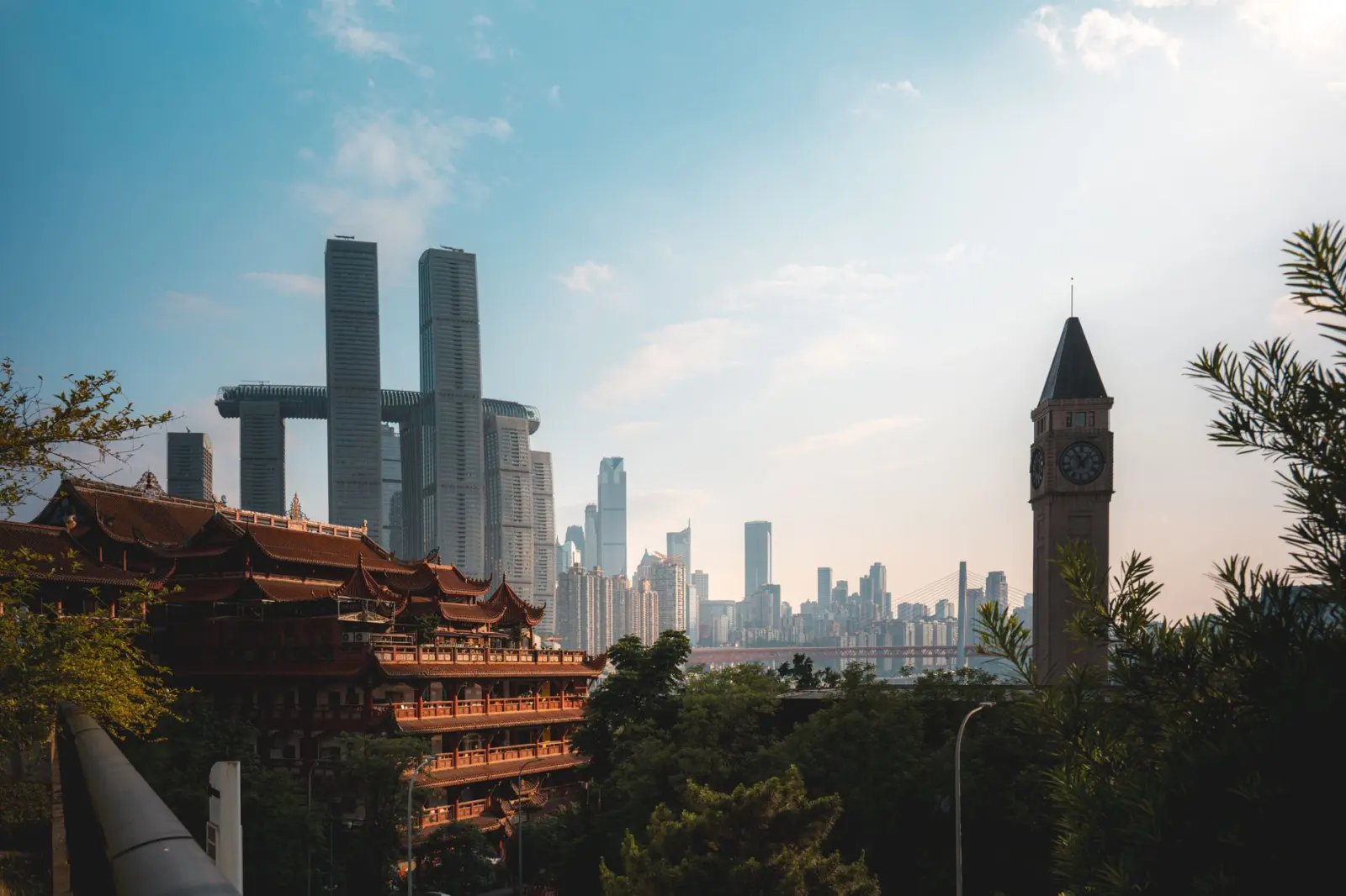 港口吞吐量分析：辽宁主要港口季度数据变化与趋势解读